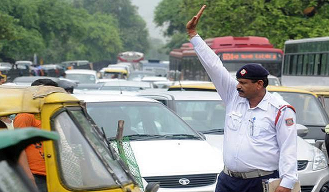 delhi-police-issues-traffic-advisory-in-view-of-trump-visit