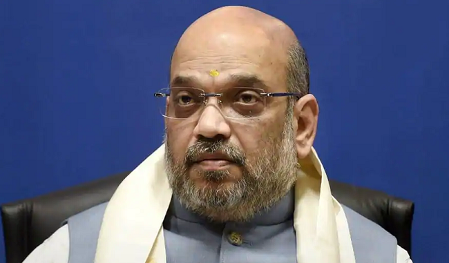 home-minister-amit-shah-holds-an-emergency-meeting-reviewing-the-situation-in-delhi
