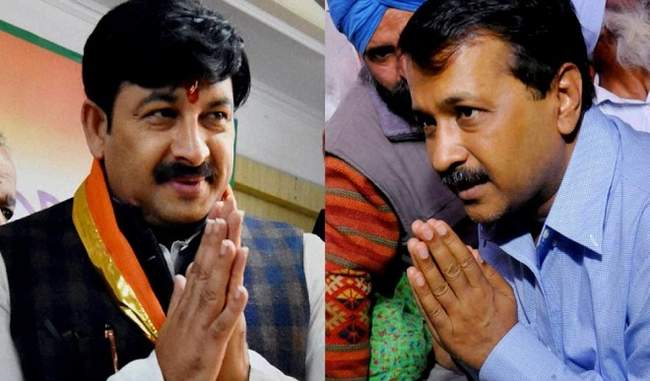 delhi-assembly-elections-kejriwal-manoj-tiwari-also-reached-the-temple-before-voting