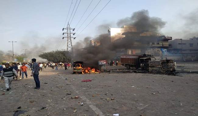 zafarabad-and-maujpur-violent-demonstrations