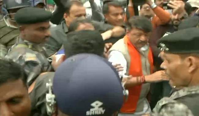 bjp-general-secretary-kailash-vijayvargiya-detained-in-west-bengal