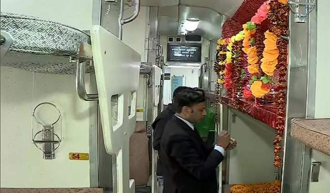 kashi-mahakal-express-1-seat-reserved-for-lord-shiva-will-travel-for-three-jyotirlingas