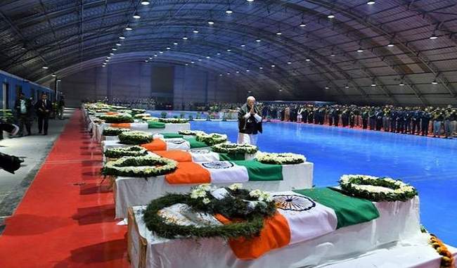 up-govt-reaches-pulwama-martyrs-house-pays-tribute-to-crpf-jawans