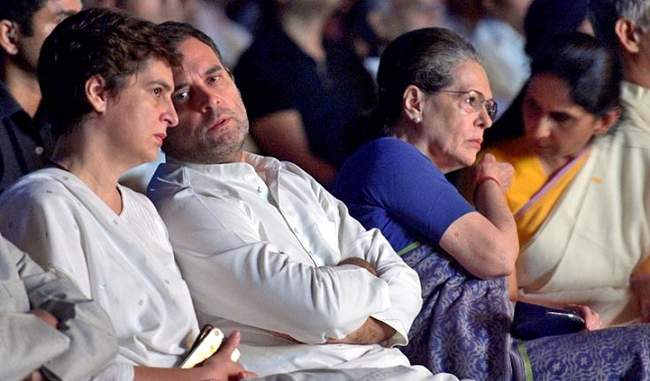 pleas-moved-in-hc-seeking-fir-against-sonia-rahul-priyanka-others-for-alleged-hate-speech