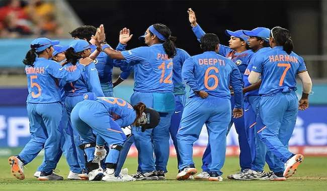 women-t20-world-cup-india-beat-champions-australia-by-17-runs