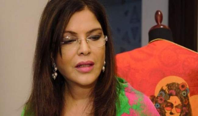 there-is-a-shortage-of-characters-according-to-age-for-women-in-hindi-cinema-zeenat-aman