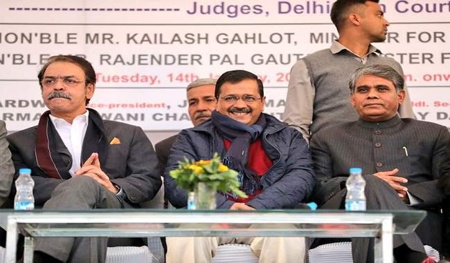 corona-virus-kejriwal-calls-emergency-meeting-of-health-minister-and-top-officials