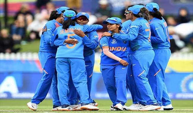 india-will-take-on-england-in-the-women-s-t20-world-cup-semi-finals