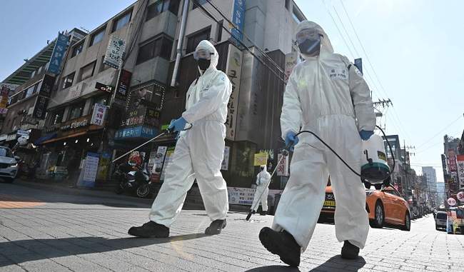 corona-virus-ship-stopped-on-san-francisco-beach-for-investigation