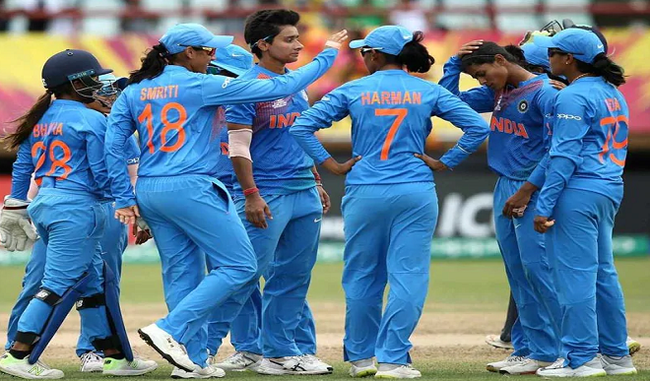 modi-hopes-mgc-in-blue-in-women-t20-final