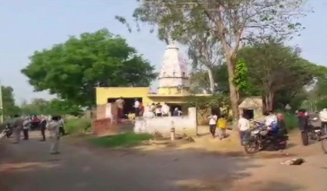 बुलंदशहर के मंदिर में दो साधुओं की हत्या, विपक्ष ने कहा- गहराई से हो जांच