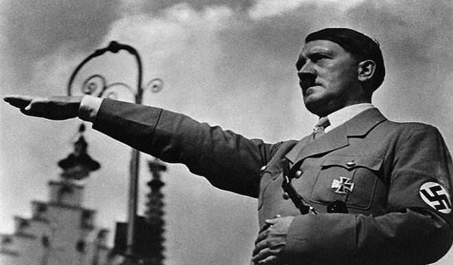 अपनी ही करनी से तंग होकर दुनिया के सबसे बड़े तानाशाह हिटलर ने की थी आत्महत्या