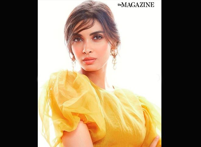 द मैगज़ीन के लिए डायना का शूट हुआ रिलीज़ द मैगज़ीन के लिए डायना का शूट हुआ रिलीज़