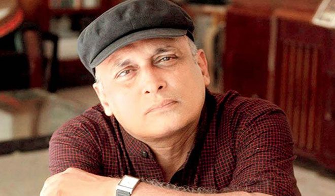 अभिनेता-गीतकार पीयूष मिश्रा का साक्षात्कार- 'थोपे हुए सन्नाटे में कविता कैसे लिखें'
