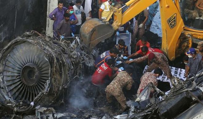 pak plane crash