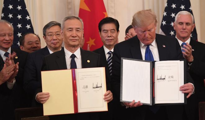 कोरोना वॉर के बावजूद अमेरिका और चीन के बीच होगा व्यापार समझौता, ट्रंप ने किया ये ट्वीट