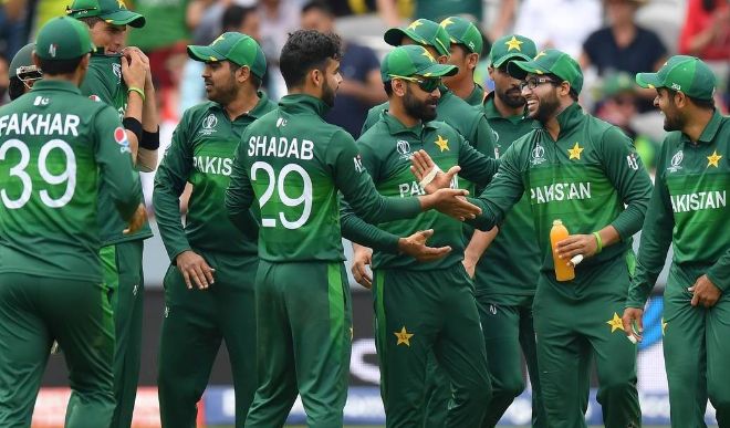 Pakistan cricketers test COVID-19