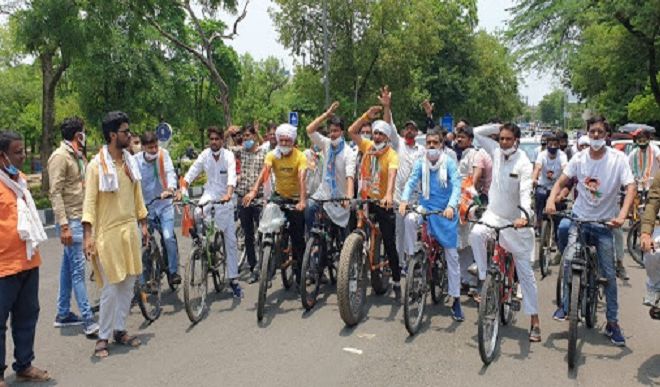  bicycle to Chief Minister