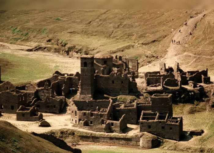 ऐसा गांव जो 73 वर्षों तक पानी में दफन रहा, टूरिस्टों के लिए अब खोला जा सकता है