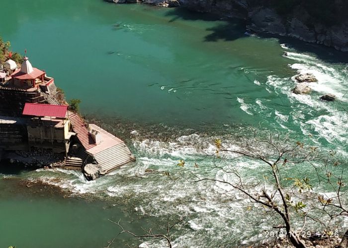 आस्था का केंद्र और देवनगरी के नाम से विख्यात रुद्रप्रयाग, आकर्षक नदियों और मंदिरो के लिए प्रचलित है