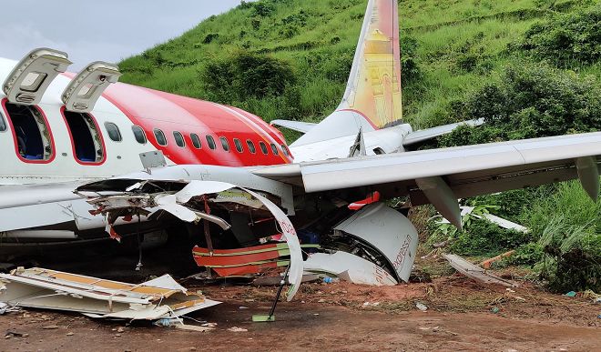 kozhikode plane crash