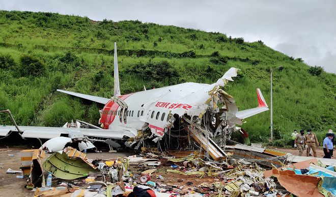 kozhikode plane crash