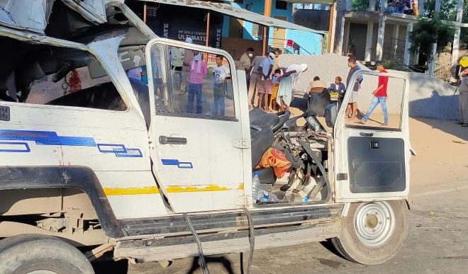 यूपी के बहराइच में भीषण सड़क हादसा, पांच मजदूरों की मौत,  11 घायल