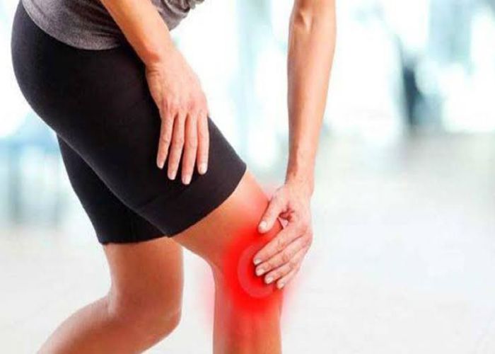 जानिए कैसे करे घुटनों के दर्द का योगासन से इलाज      