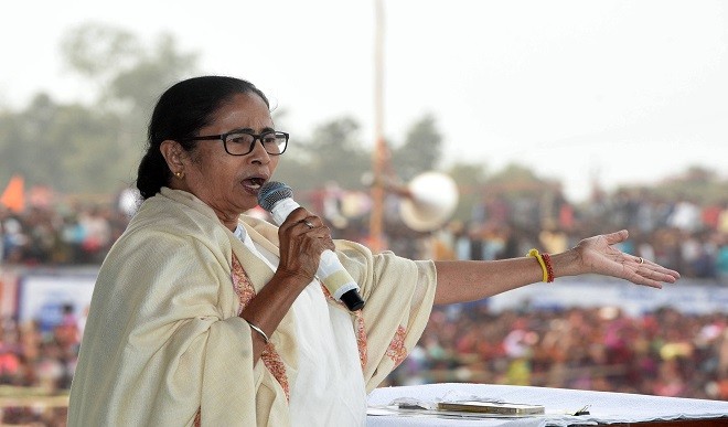 ममता बनर्जी ने असदुद्दीन ओवैसी को बताया भाजपा की 'बी टीम', बोलीं- बंगाल में नहीं होगा कोई असर