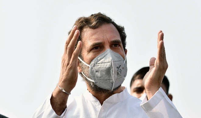 प्रदर्शन कर रहे किसानों को धमाकाया जा रहा है, हम उनके साथ खड़े हैं: राहुल गांधी