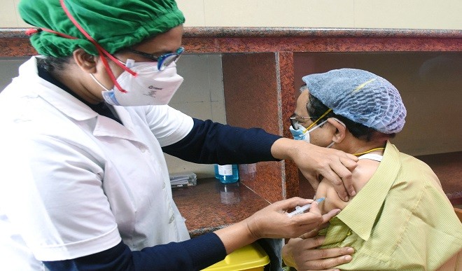 Unlock-5 का 122वां दिन: देश में अब तक 35 लाख से अधिक लोगों को लगाया गया कोविड-19 टीका