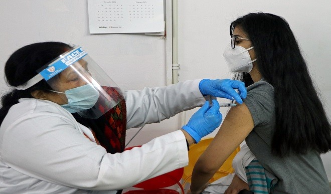 भारत में संक्रमण के 13,052 नए मामले आए सामने, 127 और लोगों की मौत