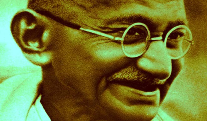 गांधी जयन्ती विशेषः खुद से युद्ध की प्रेरणा देने वाले अहिंसक गांधी
