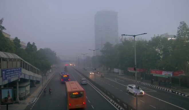 पराली जलाने की घटनाओं में वृद्धि के कारण दिल्ली की वायु गुणवत्ता “बेहद खराब”