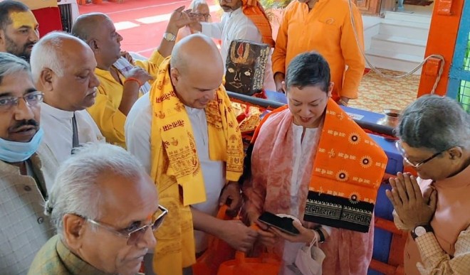 Ambassador of Sri Lanka reached Ayodhya with the symbol of Ashok Vatika