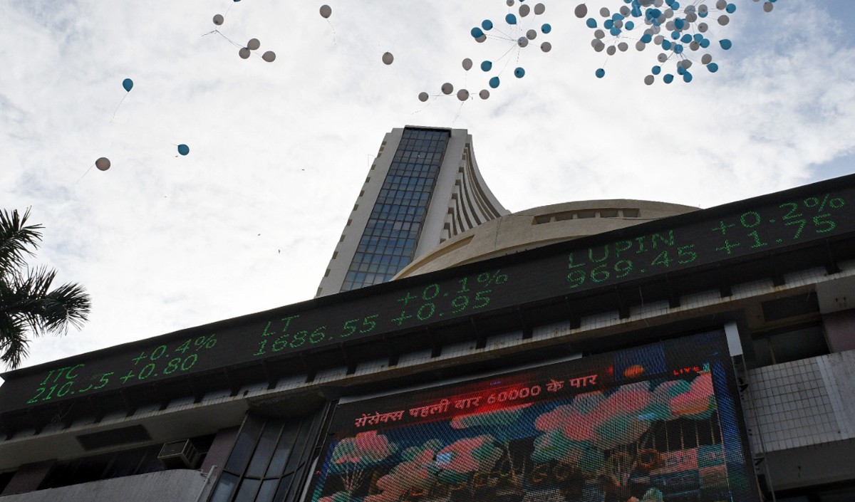 Sensex rises 478 points, Nifty crosses 18,000 mark