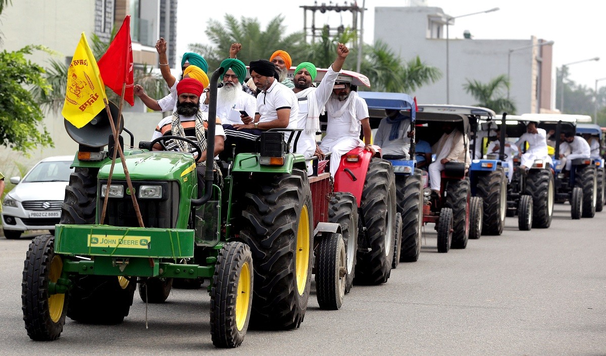 tractor march