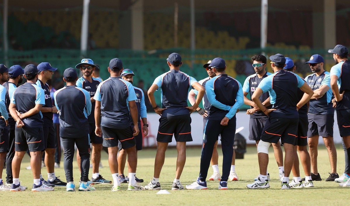 दक्षिण अफ्रीका में डराने लगा कोरोना का नया वेरिएंट, क्या टलेगा टीम इंडिया का दौरा?