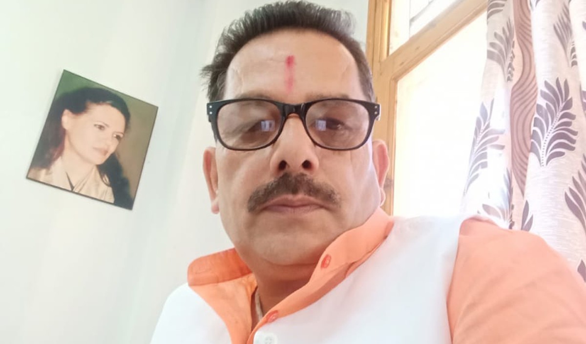 भाजपा की जुमलेवाज़ी के झांसे में नहीं आएंगे कर्मचारी-कांग्रेस प्रवक्ता दीपक शर्मा