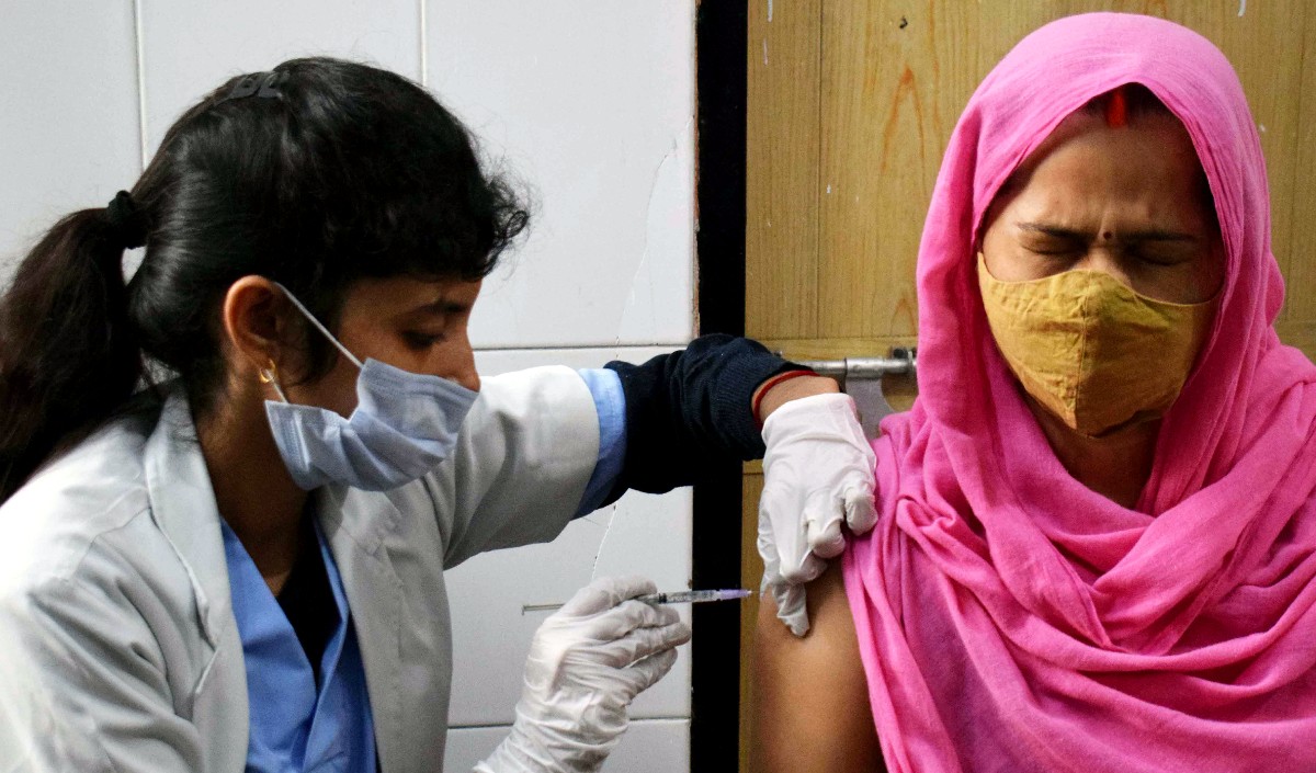 कोविड-19 टीकाकरण का आंकड़ा 122 करोड़ से अधिक हुआ : सरकार