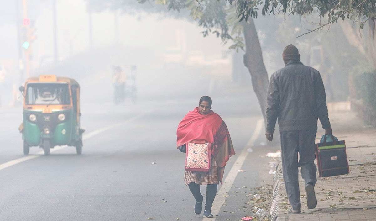 respite-from-cold-wave-but-aqi-remains-severe-in-delhi-ncr
