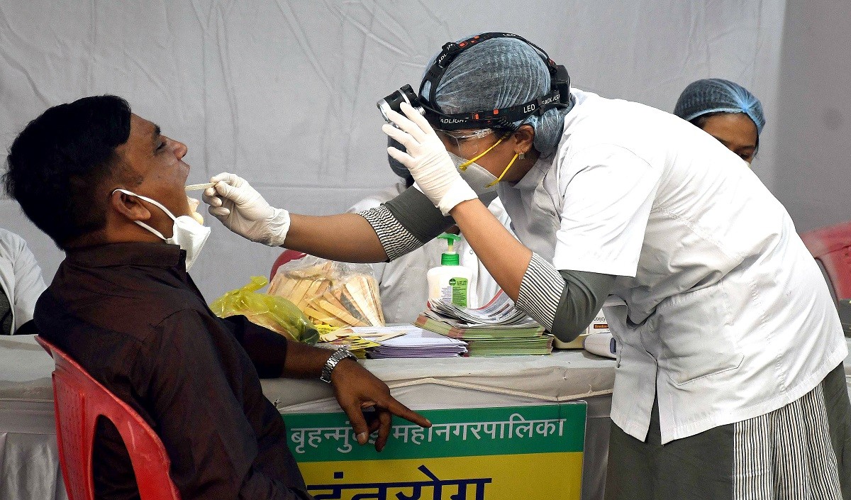 Omicron ने बढ़ाई भारत की चिंता, मुंबई में दो और नए केस, देश में कुल संक्रमितों की संख्या 23 हुई
