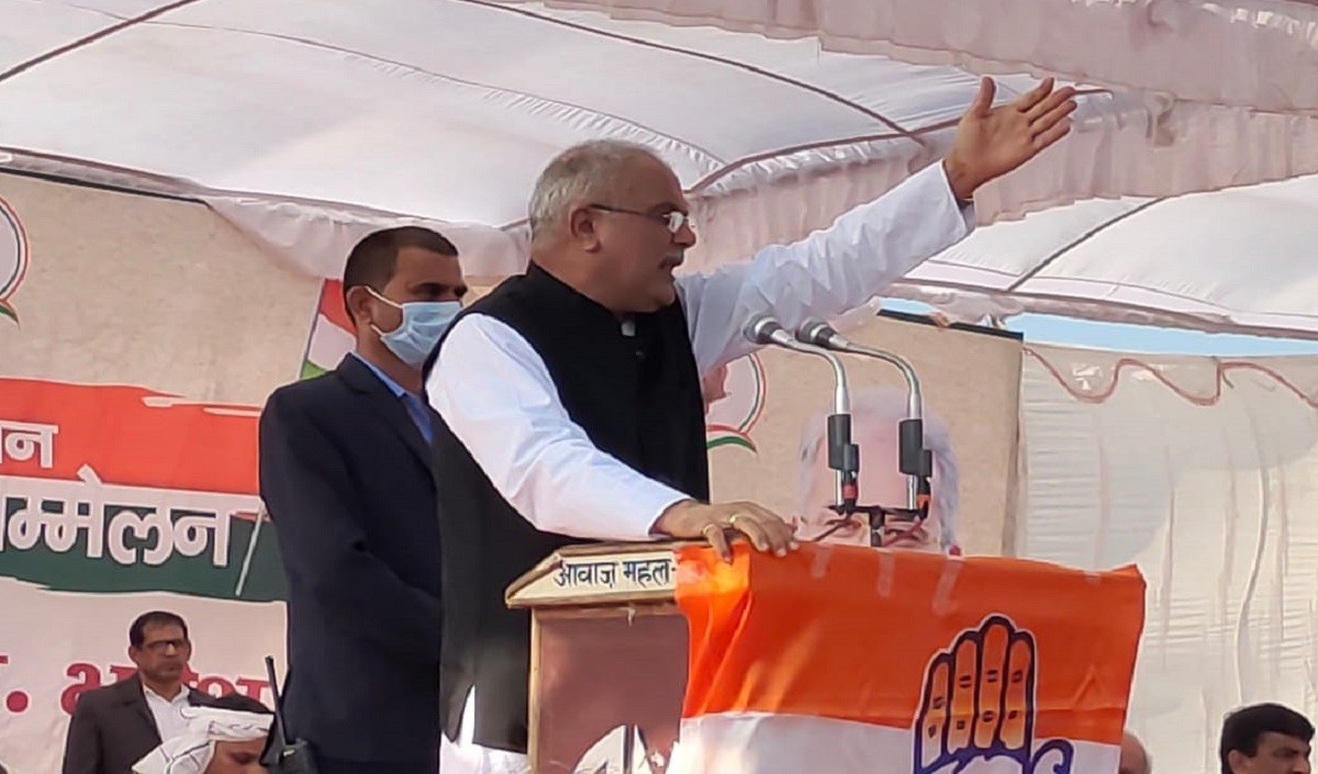 उत्तर प्रदेश चुनाव में भाजपा को हराएं, डीजल की कीमतों में और कमी आएगी: बघेल