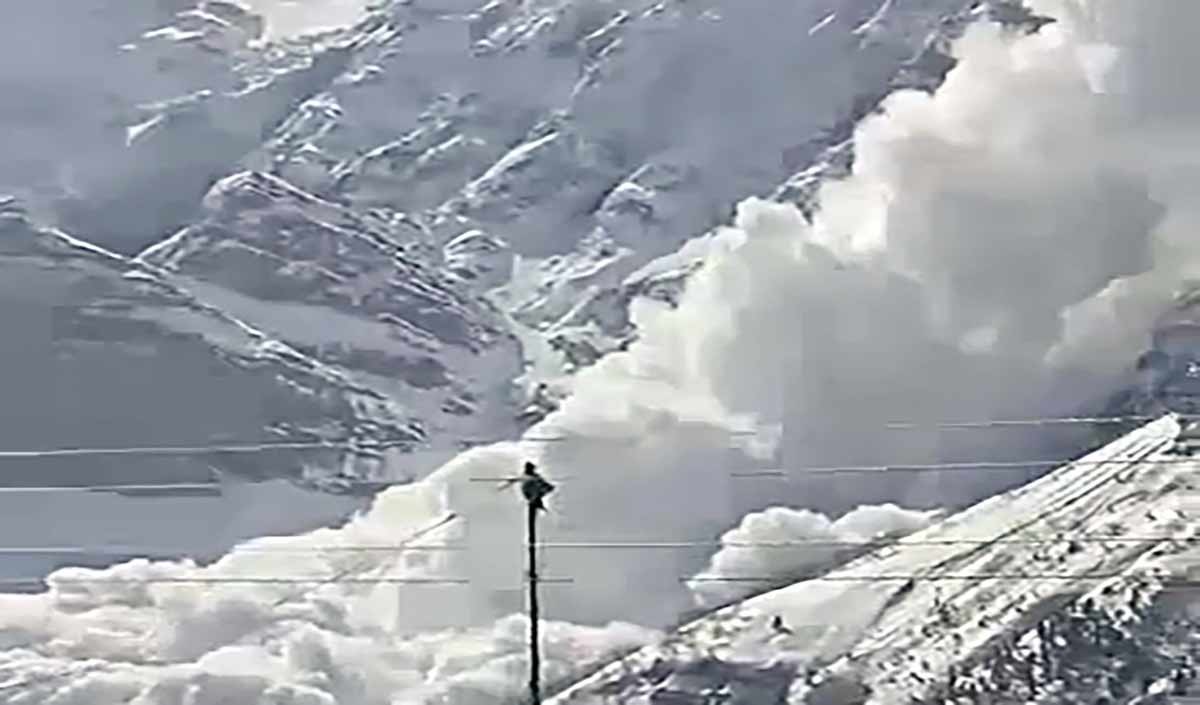 jammu-kashmir-soldier-killed-in-avalanche-he-was-the-only-support-of-his-family