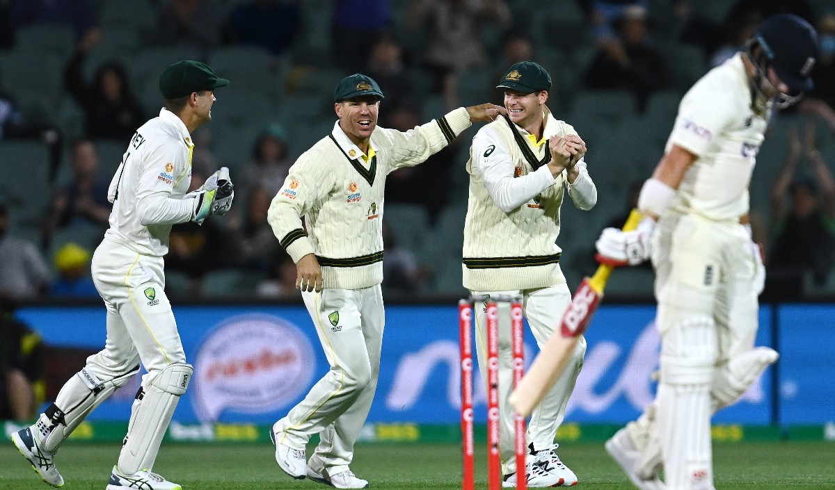 Australia beat England by 275 runs in second Test