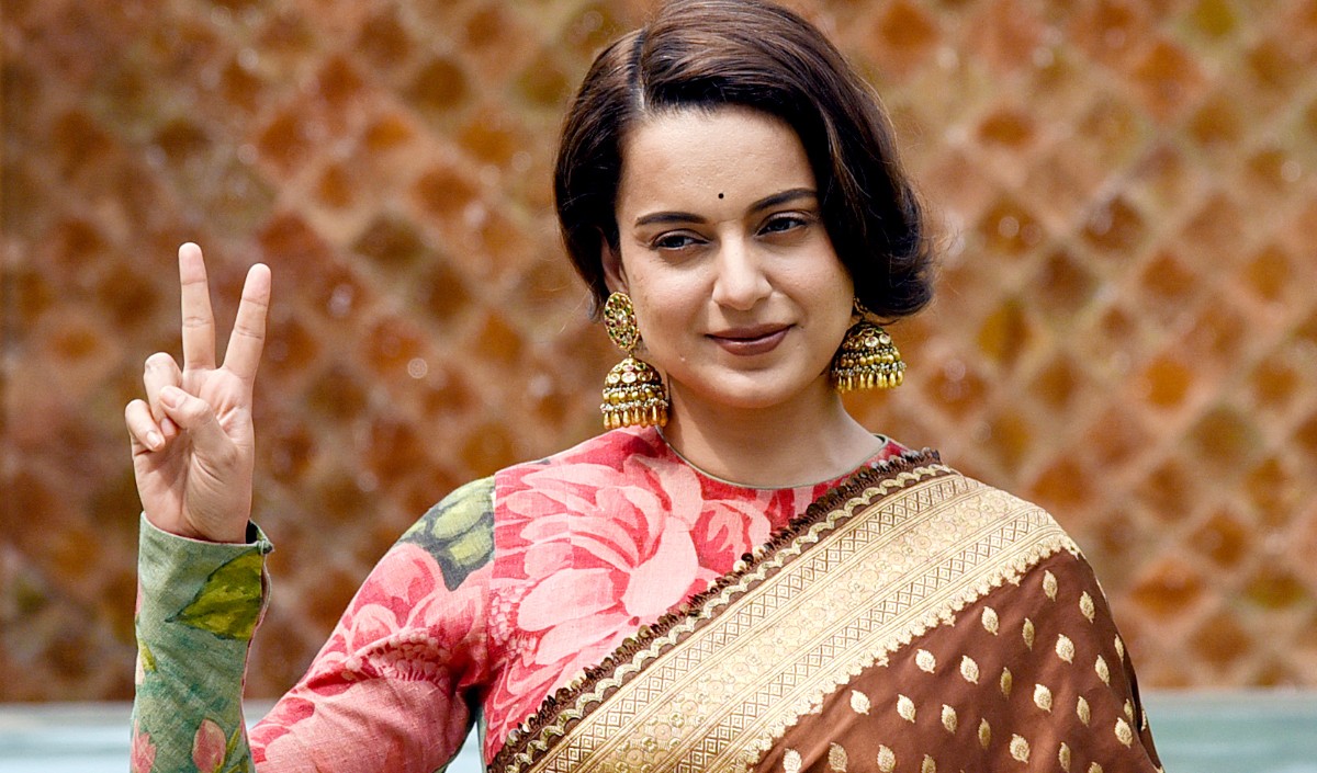 Actress Kangana Ranaut appears before Mumbai Police for commenting on farmers
