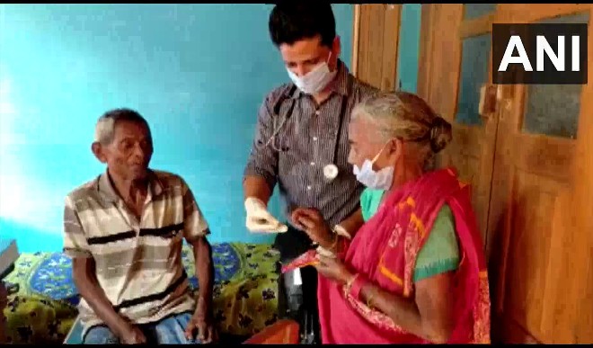 Doctor Opens One Rupee Clinic In Odisha