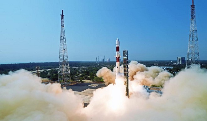 ISRO को मिली एक और कामयाबी, PSLV-C51 ने अमेजोनिया-1 समेत 19 उपग्रहों को लेकर भरी उड़ान