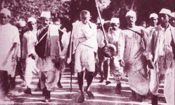  महात्मा गांधी की दांडी यात्रा के 91 वर्ष पूरे, जानें इसका इतिहास 