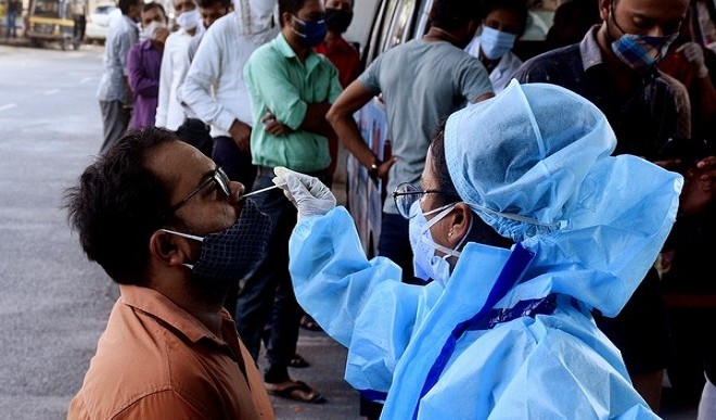 पंजाब में कोरोना वायरस के 6,762 नए मामले, 76 लोगों की संक्रमण से मौत